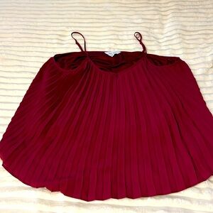 Nine West xl top. Never worn. NWOT. Maroon in color.